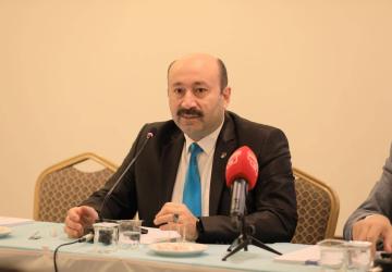 İzmir’de Yetkinin Adı Sağlık Sen Oldu