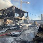 Bayraklı'daki yangın, itfaiyenin müdahalesiyle dakikalar içinde kontrol altına alındı