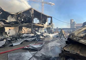 Bayraklı'daki yangın, itfaiyenin müdahalesiyle dakikalar içinde kontrol altına alındı