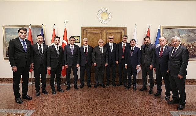 Konya Heyetinden Milli Savunma Bakanı Yaşar Güler'e Ziyaret