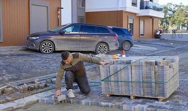 Burhaniye Belediyesi Fen İşleri Müdürlüğü Çalışmalarını Aralıksız Sürdürüyor