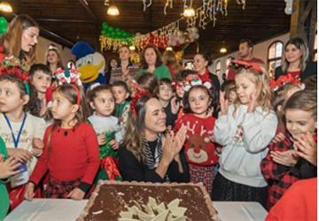 Yuvamız İzmirli çocuklara yeni yıl sürprizi