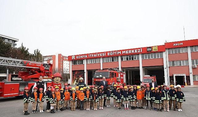 Başkan Altay: “Konya'da 1. Sınıfa Giden 45 Bin Çocuğumuza İtfaiye Eğitimi Veriyoruz"