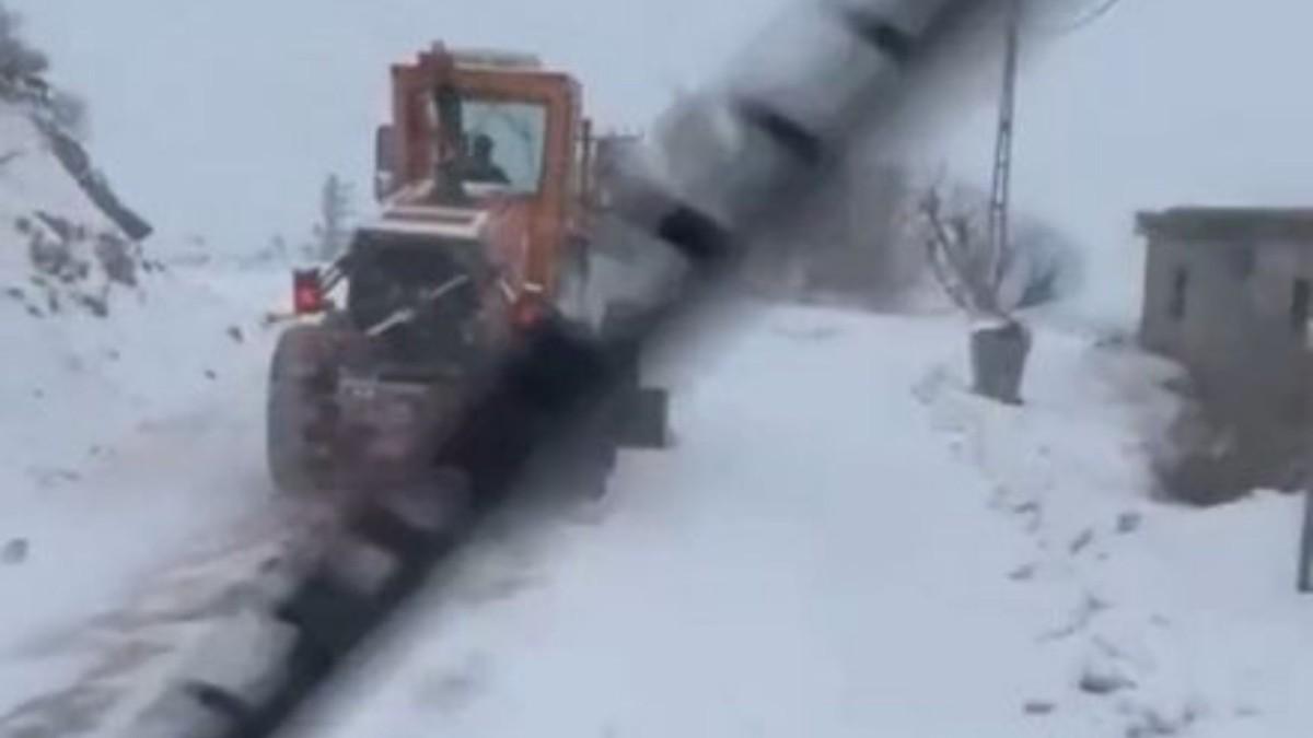 Adıyaman Karayolları Ekipleri Karla Mücadele Çalışmalarını Sürdürüyor