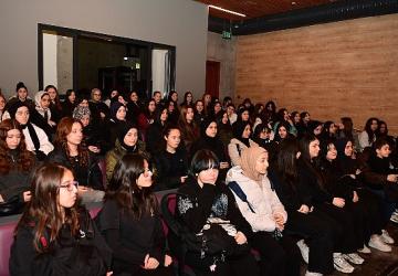 Osmangazi'de Ramazan Coşkusu Karagöz İle Perdeye Yansıdı