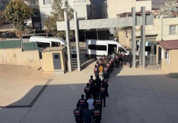 Kahramanmaraş ve Gaziantep’te tefecilik operasyonu: 17 şüpheli tutuklandı