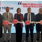 Karabağlar Belediyesi'ne Yeni İş Makinesi Desteği