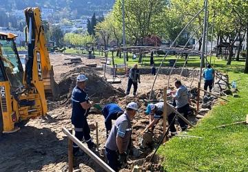 Büyükşehir'den sahillere yaz dokunuşu