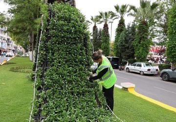 Başkan Çerçioğlu Kurban Bayramı Öncesinde Aydın'ı Doğanın Rengarenk Tonları ile Süslüyor