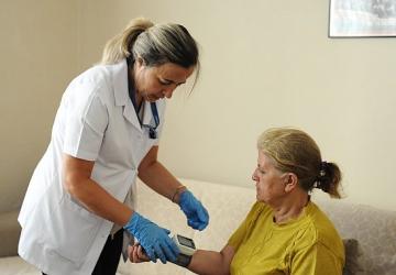 Karşıyaka Belediyesi'nden sağlıkta güçlü destek