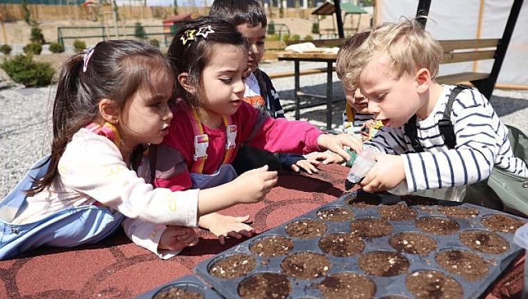 Çankaya'nın Minik Bahçıvanları Görev Başında