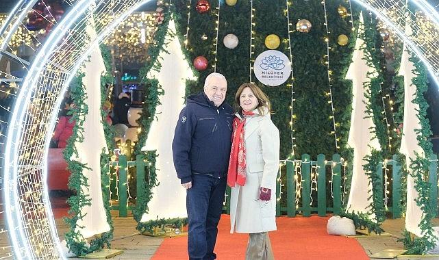 Nilüferliler 2026'yı Cumhuriyet Meydanı'nda karşıladı