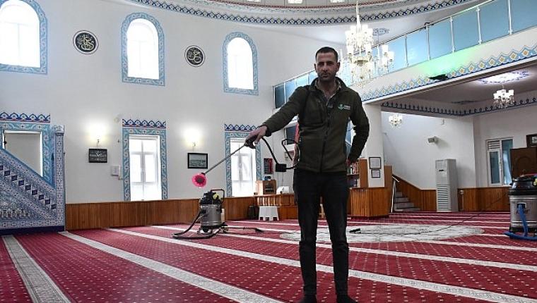 Torbalı'da Camiler Ramazan'a Hazır: Belediyeden Kapsamlı Temizlik