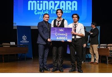 Genç münazırlar, “Bi' Diyeceğim Var" dedi