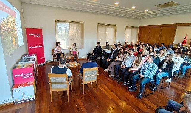 İzmir'in Kamusal Mekan Söyleşileri'nde üçüncü oturum