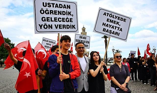 Maarifin Kalbinde Marifetli Gençlik" Kortej Yürüyüşü Gerçekleştirildi