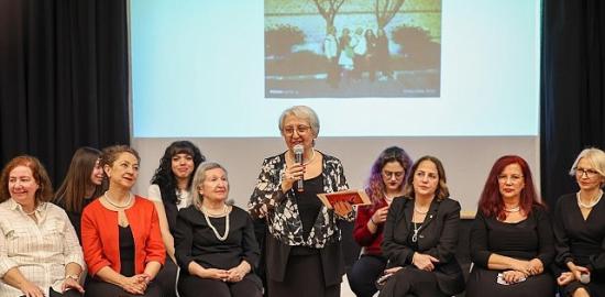 17 farklı kadının hikayesi “OnsekizİNCİ" okurlarla buluştu