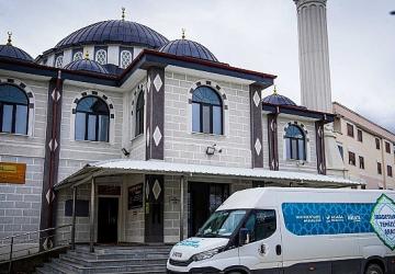 Aliağa Belediyesi'nden Ramazan Öncesi İbadethanelerde Kapsamlı Temizlik