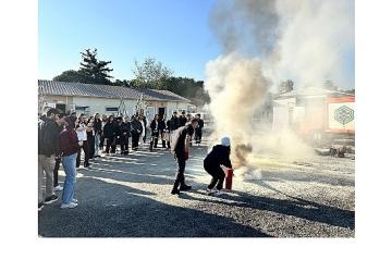 Bakırköy Belediyesi'nden geleceğin hemşirelerine afet eğitimi