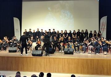 Adıyaman’da ‘Film Müzikleri Konseri’ büyük ilgi gördü: 55 sanatçı sahne aldı - Videolu Haber
