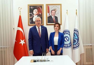 Lisansüstü öğrencilere yönelik yapay zeka eğitim projesine TÜBİTAK'tan destek