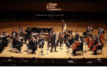 İzmir Oda Orkestrası dünyaca ünlü klarnetçi Barragán ile sahne aldı