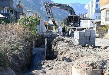Kuzdere'de yağmur suyu drenaj hattı çalışmaları