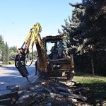 Büyükşehir Belediyesi'nden Kardeş Kentler Caddesi'nde çalışma
