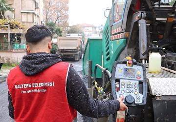 Maltepe'de Asfalt Seferberliği Sürüyor