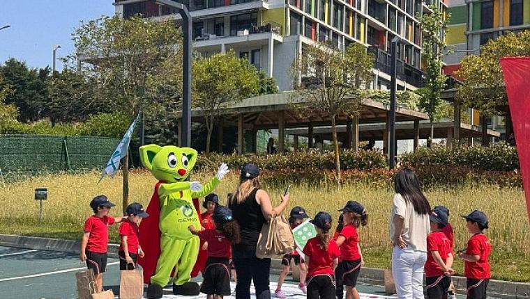Maltepe'de Minik Eller Sürdürülebilir Bir Gelecek İçin Buluştu