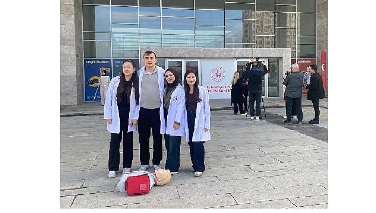 Yaşam Kartalı Projesi ile kalp durmasında erken şoklama hedefleniyor