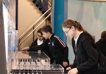 Osmangazi'de Öğrenciler Uzay ve Havacılığı Keşfetti