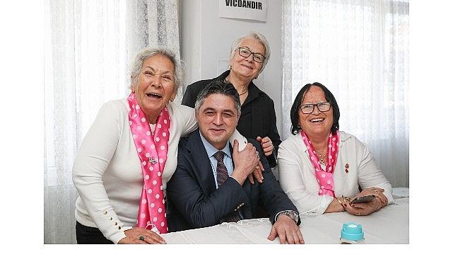 Aliağa Belediye Başkanı Serkan Acar'a Desteklerinden Dolayı Özel Şilt