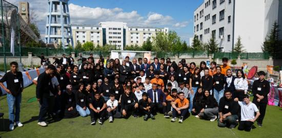 Teknokent-Fest IV yoğun katılımla başladı: Gençlerin teknoloji projeleri görücüye çıktı - Videolu Haber