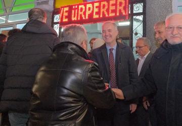 İnegöl Belediyesi'nden Regaip Kandili'nde Helva İkramı