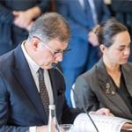 Başkan Tugay'dan kadın mücadelesine güçlü çağrı