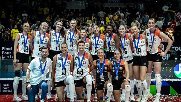 Beymen Club'dan Avrupa İkincisi Eczacıbaşı Dynavit'e Tebrik