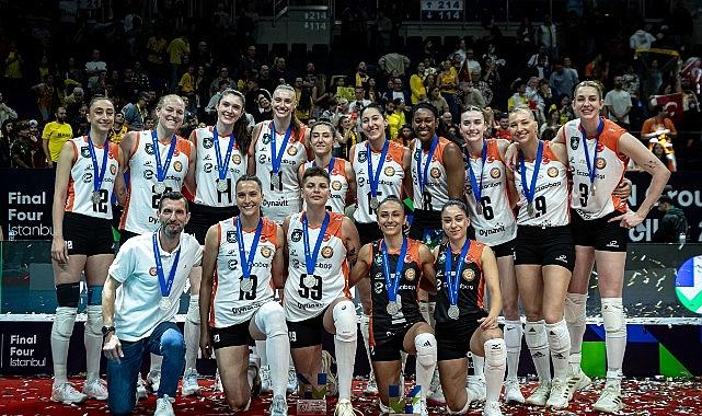 Beymen Club'dan Avrupa İkincisi Eczacıbaşı Dynavit'e Tebrik