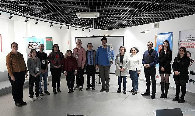 Keçiören Belediyesi'nden Denge ve Denetleme Oyunu Eğitici Eğitimi