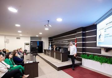 Narlıdere'de Kuşaklar Arası Çatışma Konuşuldu