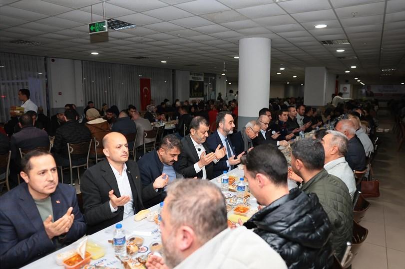 Denizli Büyükşehir’de Gönül Sofraları Başkan Çavuşoğlu’nu Ağırladı