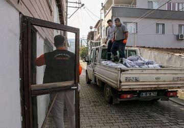 Güzelbahçe Belediyesi'nden Kış Desteği Başladı
