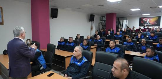 Adıyaman’da belediye personeline vatandaş odaklı hizmet eğitimi verildi - Videolu Haber