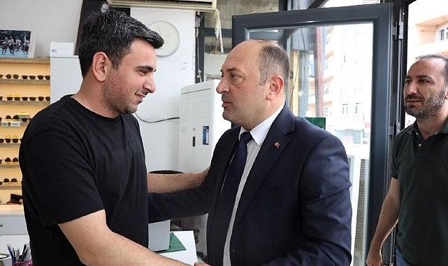 Belediye Başkanı Selçuk Yıldız'dan 1 Haziran Optisyen ve Gözlükçüler Günü'nde Anlamlı Ziyaret