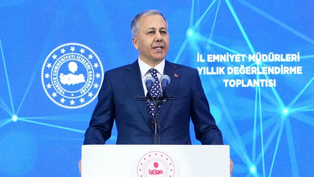 Bakan Yerlikaya: ‘9 organize suç örgütü çökertildi, 2,4 milyar liralık para hareketi ortaya çıkarıldı’