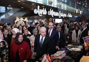 Başkan Altay 17. Altın Dokunuşlar Festivali'ne Katılan Herkese Teşekkür Etti