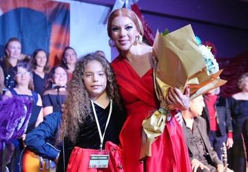 Burhaniye'de Müzik ve Dayanışma Gecesi Fark Yarattı