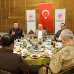 Vali Varol, Çevre ve Şehircilik İl Müdürlüğü personeliyle iftarda