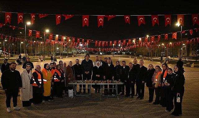 Kartepe Kent Meydanı'nda Ramazan Akşamı