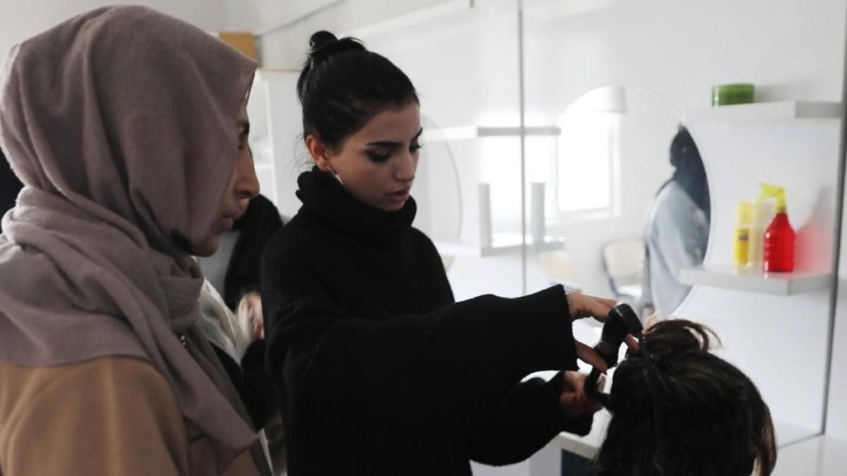 Haliliye Belediyesi kadınlara eğitim ve hobi desteğini sürdürüyor